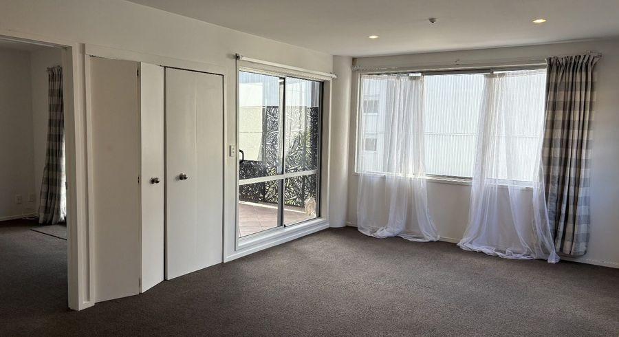  at 8 Madeira Lane, Grafton, Auckland City, Auckland