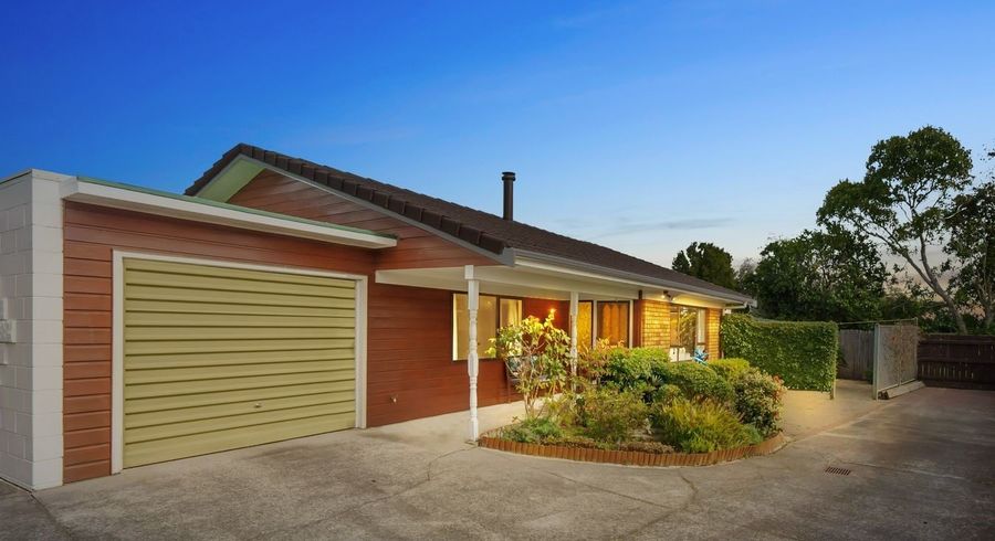  at 2/529 Weymouth Road, Weymouth, Manukau City, Auckland