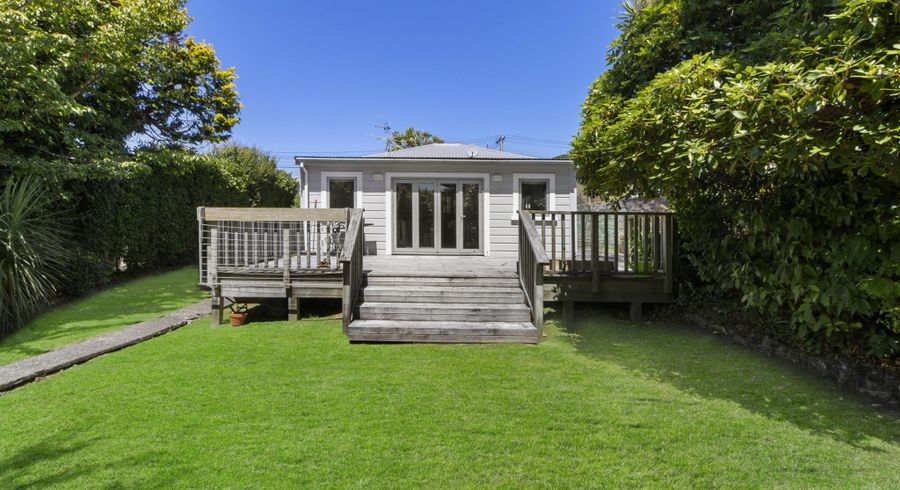 at 8 Lewer Street, Karori, Wellington, Wellington