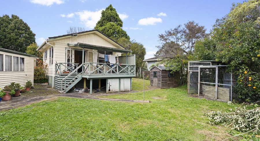  at 69 Riverpark Crescent, Henderson, Waitakere City, Auckland