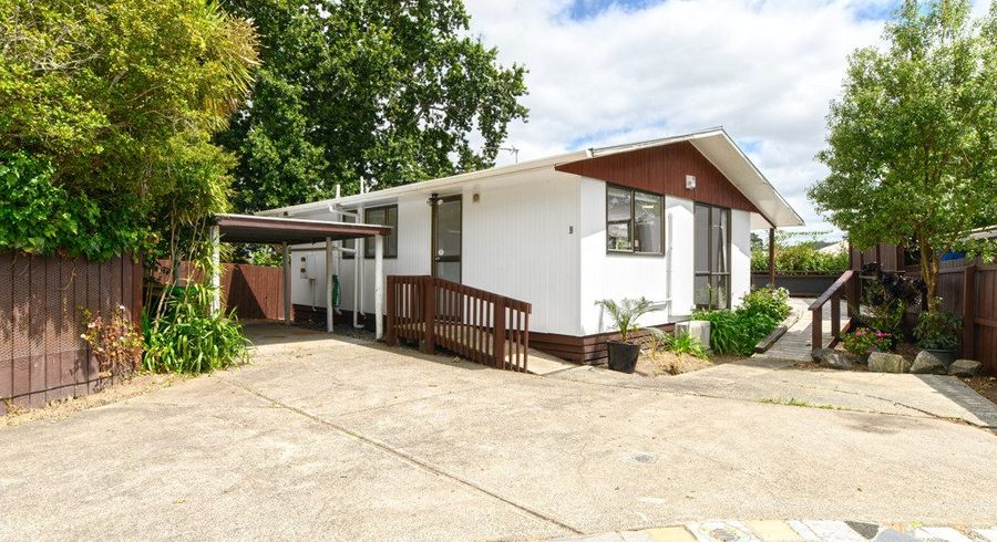  at 1/67 Tramway Road, Beach Haven, Auckland