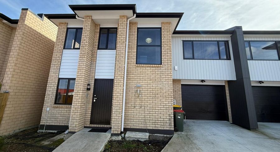  at 2/34 Tawa Crescent, Manurewa, Manukau City, Auckland