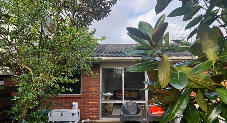  at 2/17 Ellerslie Park Road, Ellerslie, Auckland City, Auckland