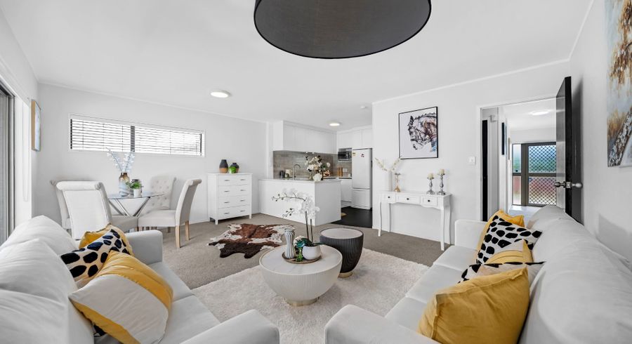  at 2/74 Wellington Street, Howick, Manukau City, Auckland