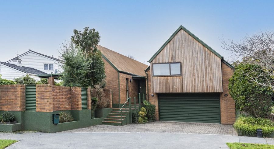  at 21 Dunrobin Place, Avonhead, Christchurch City, Canterbury
