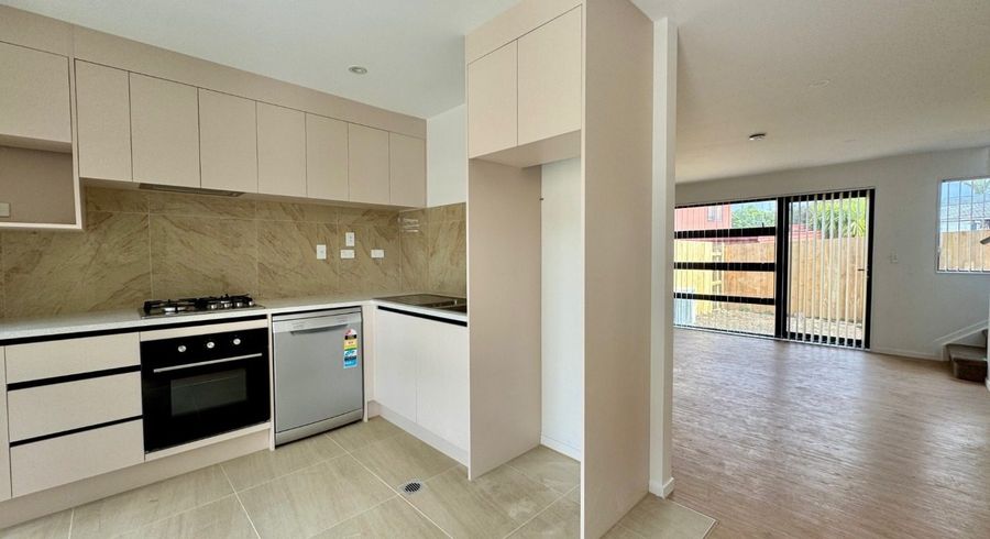  at 1/86 Priestley Drive, Bucklands Beach, Manukau City, Auckland