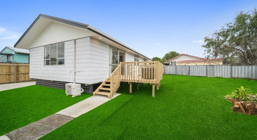  at 1/12 Kennington Drive, Clendon Park, Manukau City, Auckland