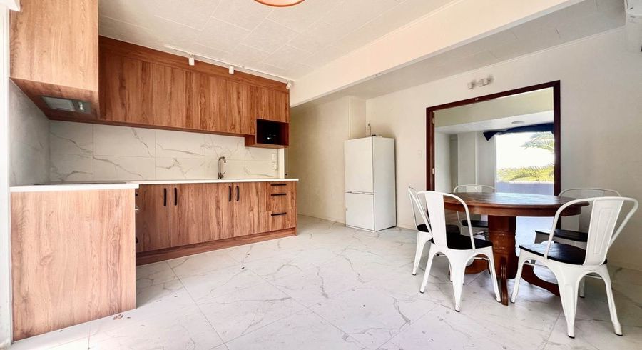  at 14A Te wiata place, Avondale, Auckland City, Auckland