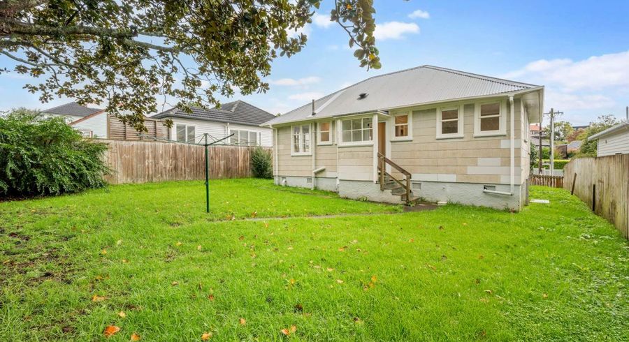  at 17 Manapau Street, Meadowbank, Auckland City, Auckland