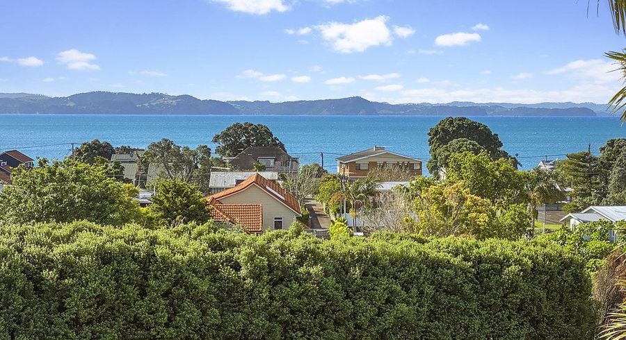  at 11 Beach Road, Manly, Whangaparaoa