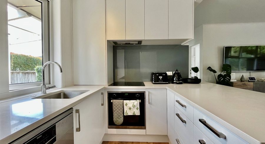  at 4/23A Rutland Road, Mount Wellington, Auckland