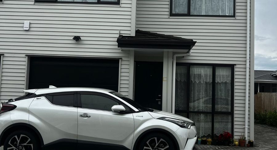  at 4 Hanga Place, Papatoetoe, City Centre, Manukau City, Auckland