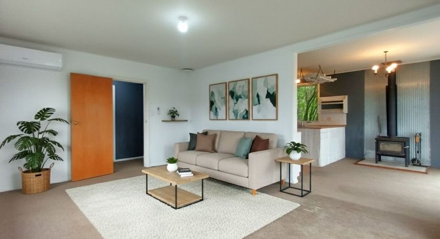  at 32 Castle Crescent, Stokes Valley, Lower Hutt, Wellington