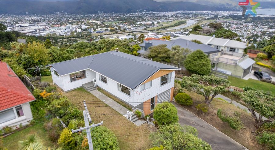  at 47 Pekanga Road, Normandale, Lower Hutt