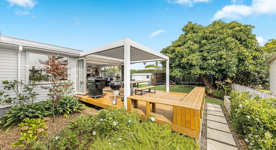  at 6 Esmeralda Ave, Avondale, Auckland City, Auckland