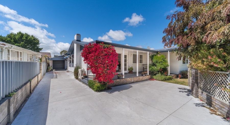  at 11 Parkland Crescent, Terrace End, Palmerston North, Manawatu / Whanganui