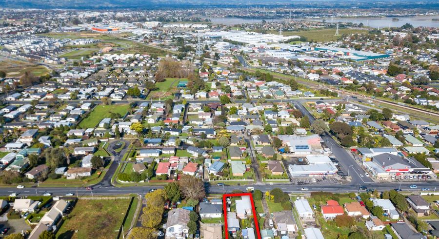  at 44 Manuroa Road, Takanini, Auckland