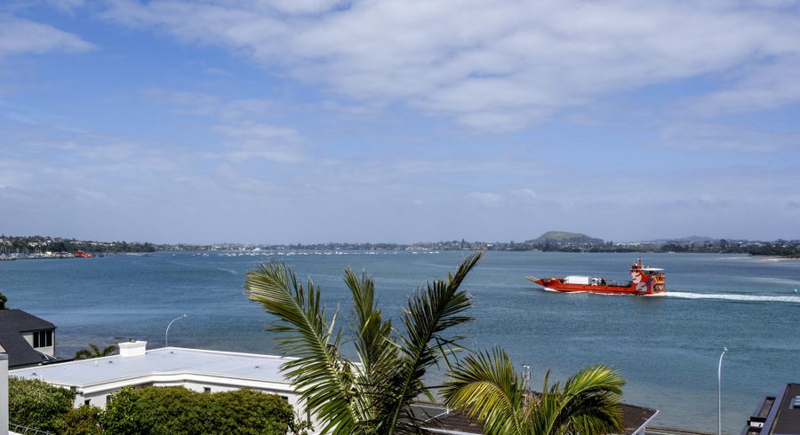  at 5 Bucklands Beach Road, Bucklands Beach, Manukau City, Auckland