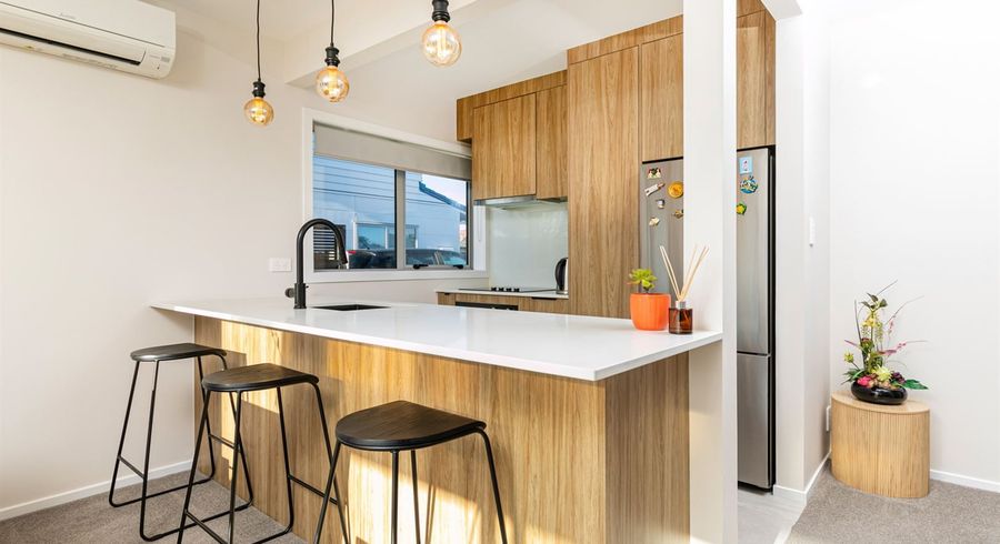  at 6/103 Swanson Road, Henderson, Auckland
