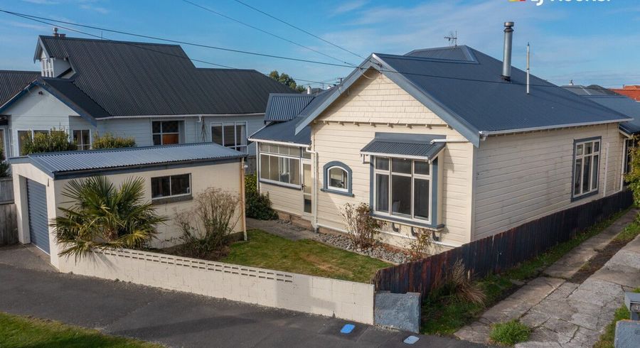  at 69 Hargest Crescent, Saint Clair, Dunedin
