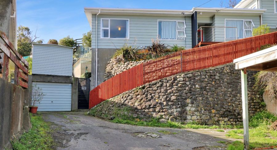  at 27A Kellsmere Crescent, Island Bay, Wellington, Wellington