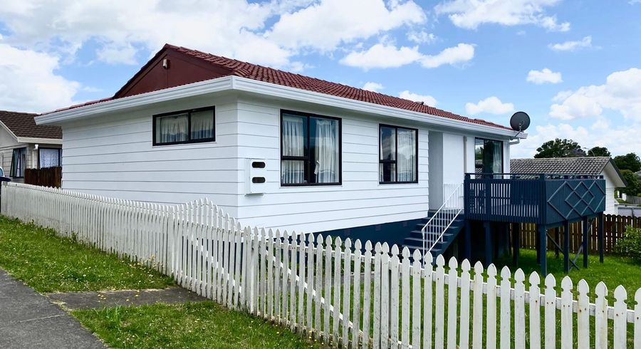  at 3/1 Rebecca Rise, Clendon Park, Manukau City, Auckland