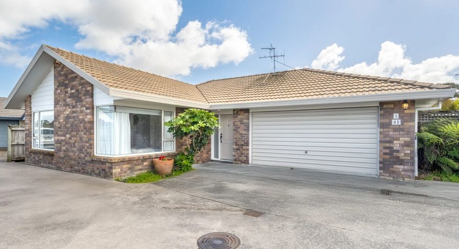  at 1/41 West Fairway, Golflands, Auckland