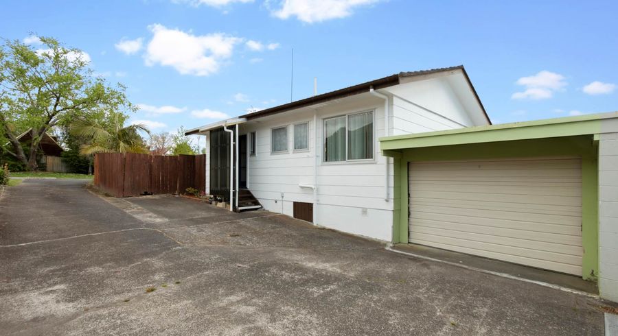  at 1/8 Putney Place, Ranui, Auckland