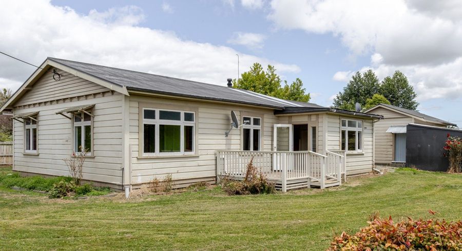  at 74 Tyndall Street, Pahiatua