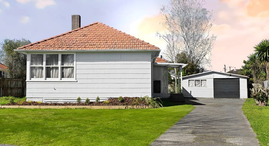  at 10 Holland Road, Fairfield, Hamilton, Waikato