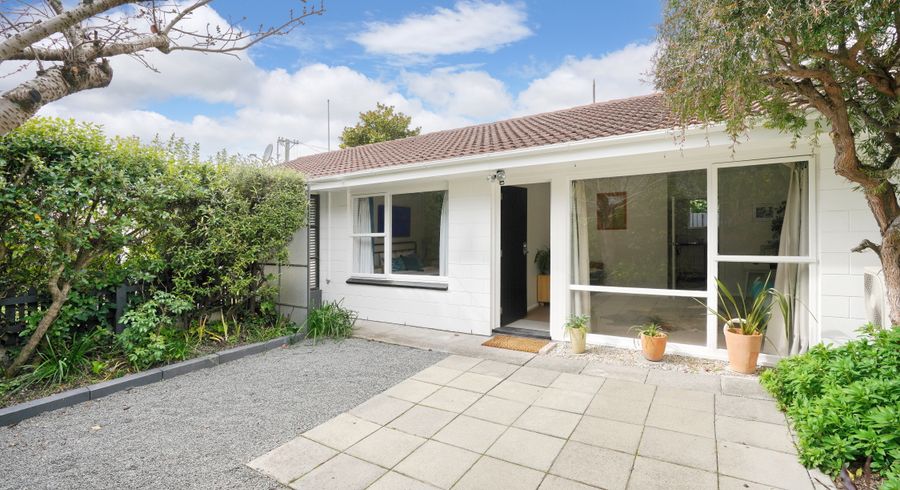  at 2/57 Bristol Street, St Albans, Christchurch