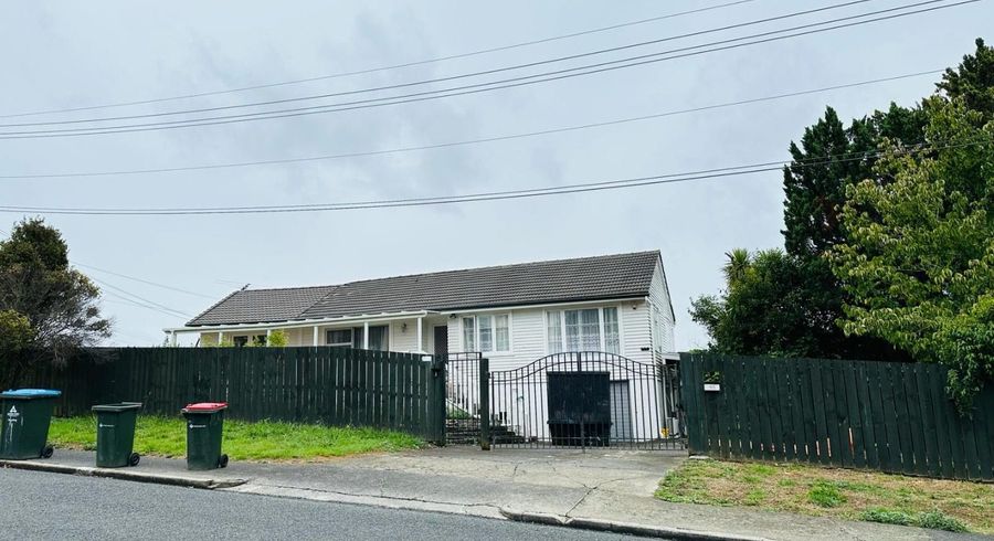  at 95 Stamford Park Road, Mount Roskill, Auckland
