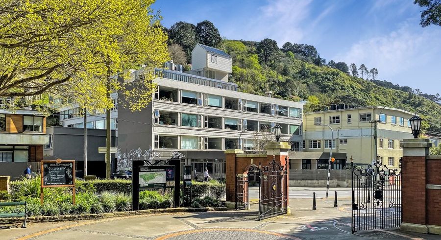 at 305/20 Glenmore Street, Thorndon, Wellington, Wellington