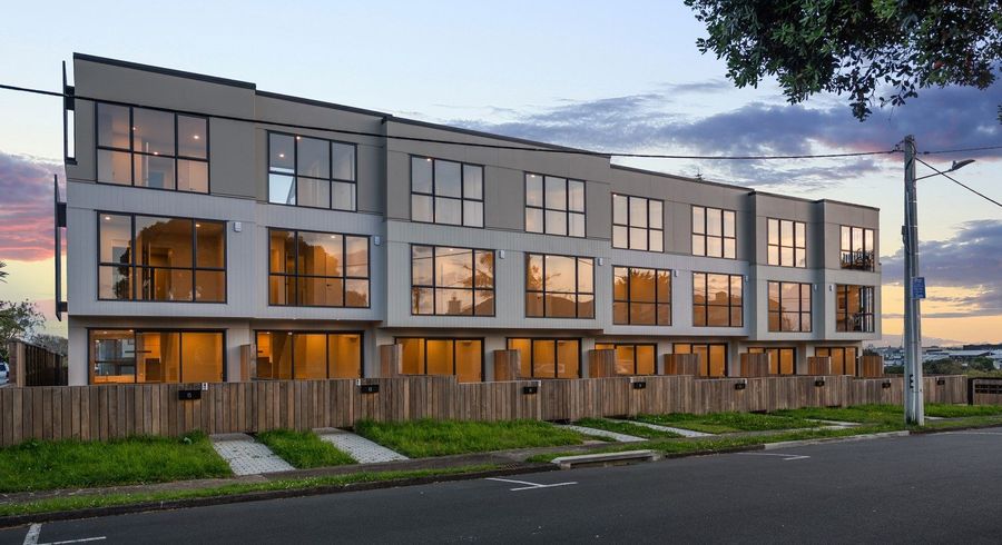  at 42-44 Byron Avenue, Takapuna, North Shore City, Auckland