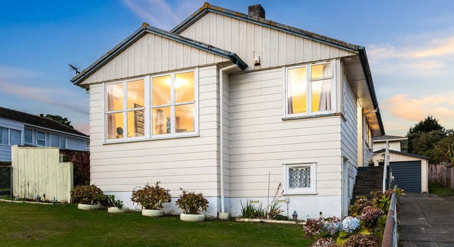  at 192 Warspite Avenue, Waitangirua, Porirua, Wellington