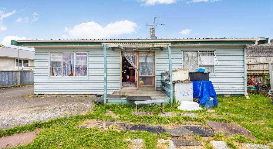  at 84 Vine Street, Mangere East, Manukau City, Auckland
