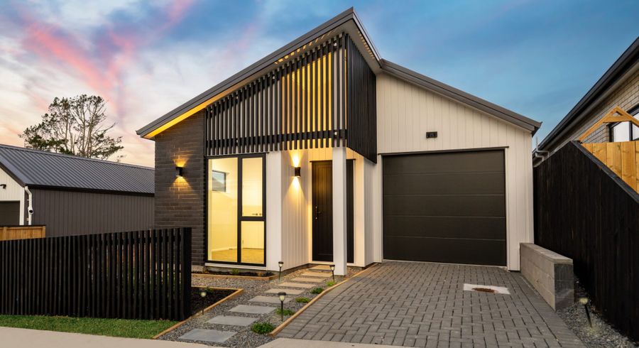  at 21 Puhikawa Street, Massey, Waitakere City, Auckland