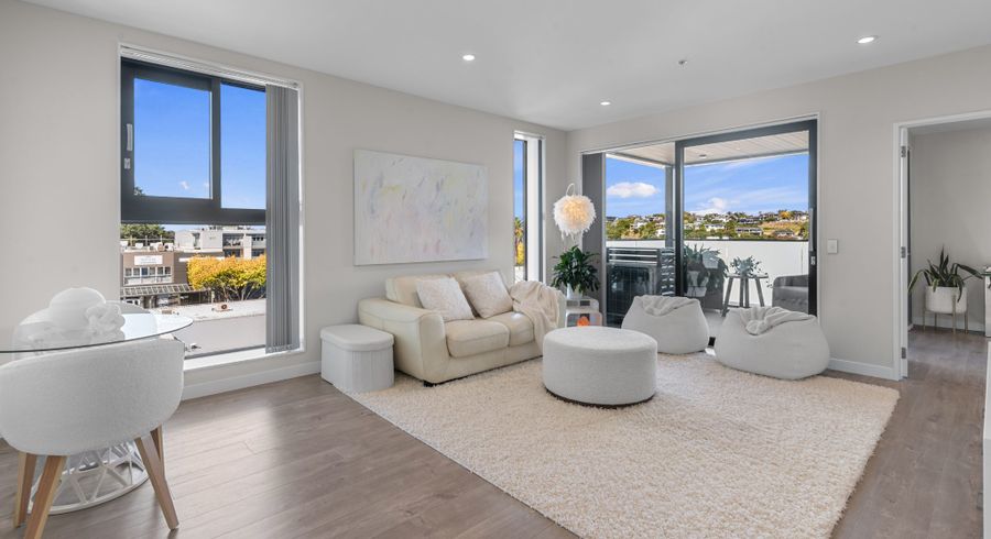 at 311/4 Bute Road, Browns Bay, Auckland