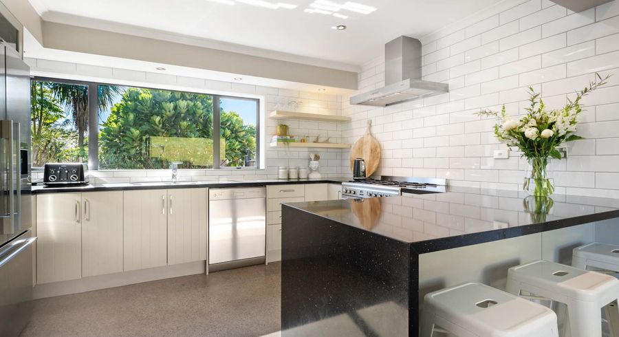  at 12 Mahoe Glade, Patumahoe, Pukekohe