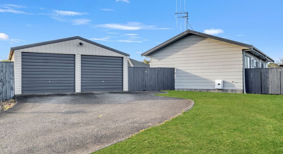  at 32 Dahlstrom Grove, Kelvin Grove, Palmerston North, Manawatu / Whanganui