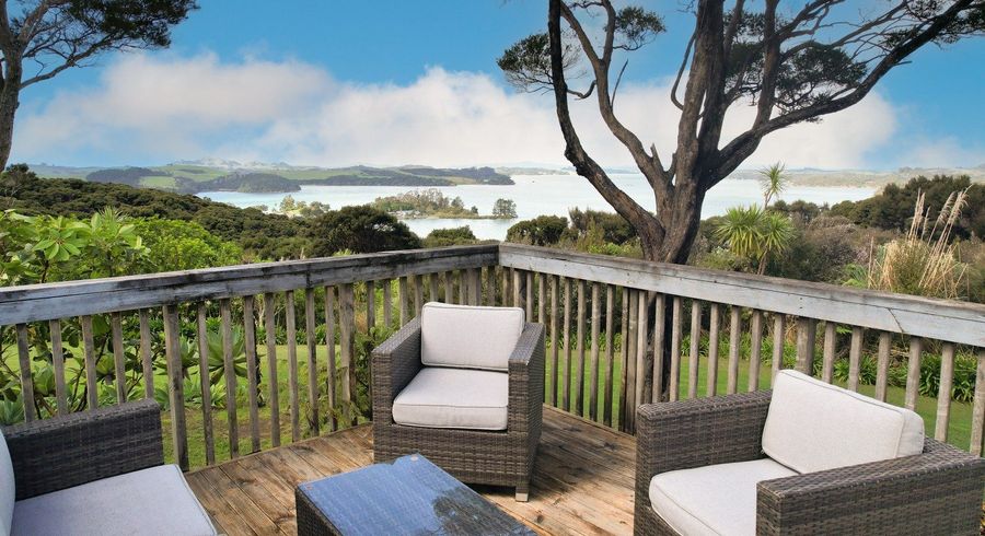  at 886 Purerua, Te Tii, Far North