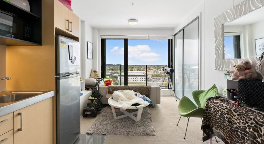  at 809/17 Putney Way, Manukau, Auckland