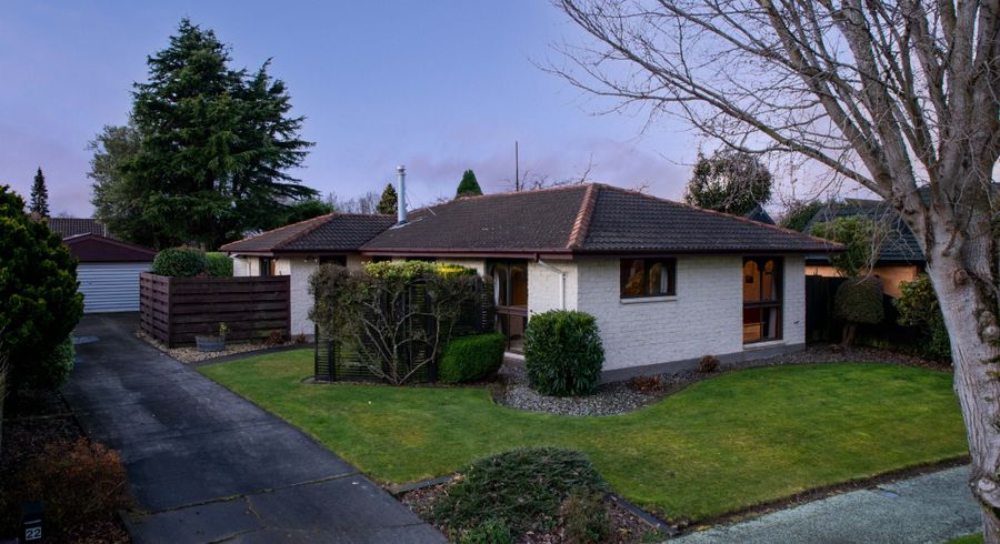  at 22 Broadfell Avenue, Avonhead, Christchurch City, Canterbury