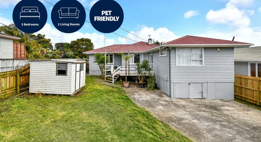  at 18 Chilcott Road, Henderson, Waitakere City, Auckland