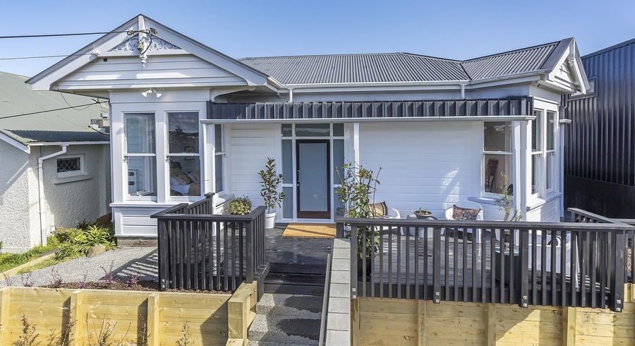  at 25 Standen Street, Karori, Wellington
