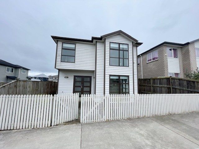  at 235 Murphys Road, Flat Bush, Manukau City, Auckland
