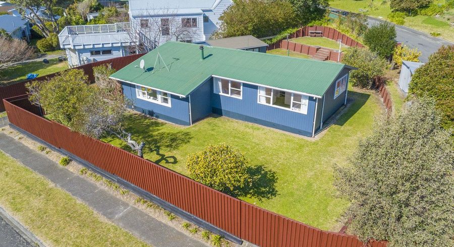  at 13 Hicks Crescent, Waikanae Beach, Kapiti Coast, Wellington