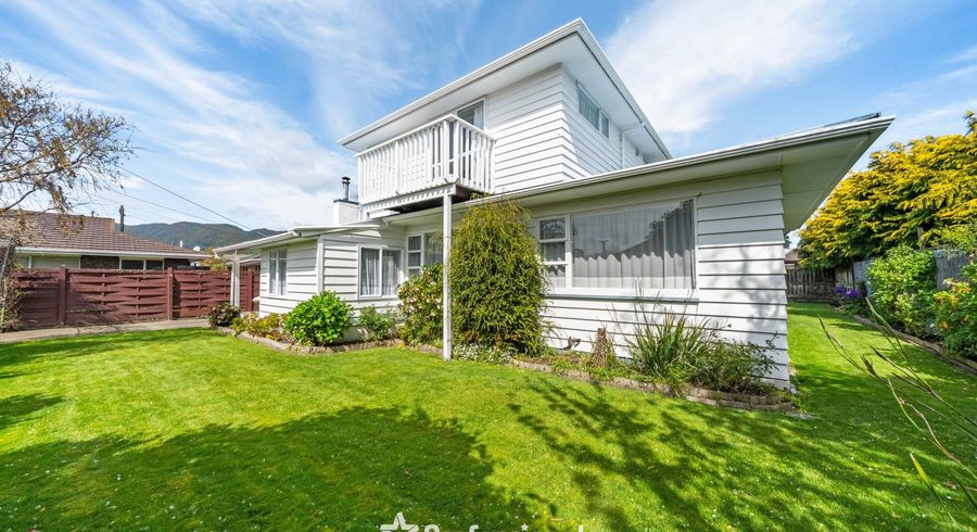  at 13 Whites Line West, Woburn, Lower Hutt, Wellington