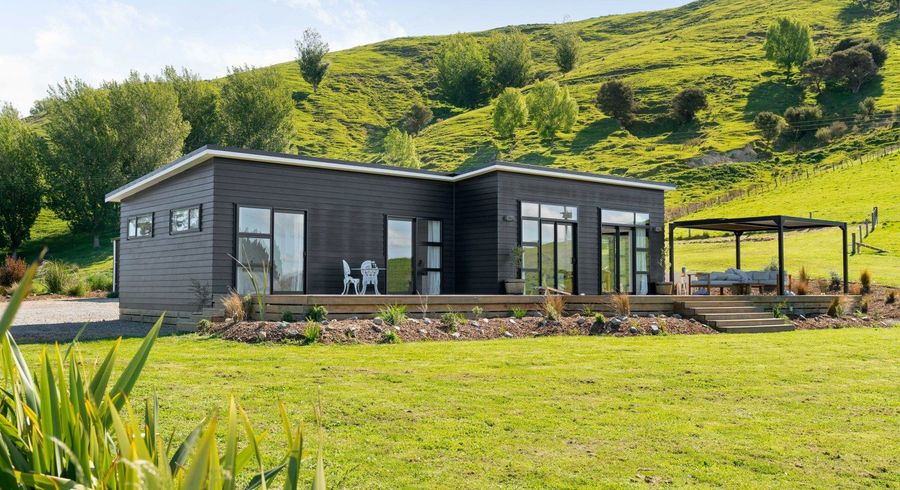  at 220 Ruakokoputuna Road, Martinborough