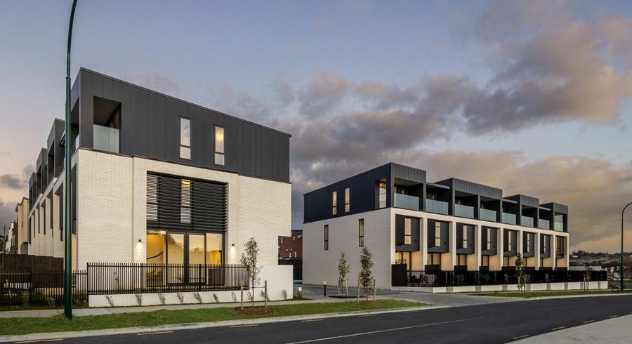  at 102 Whakatupu Road, Flat Bush, Manukau City, Auckland